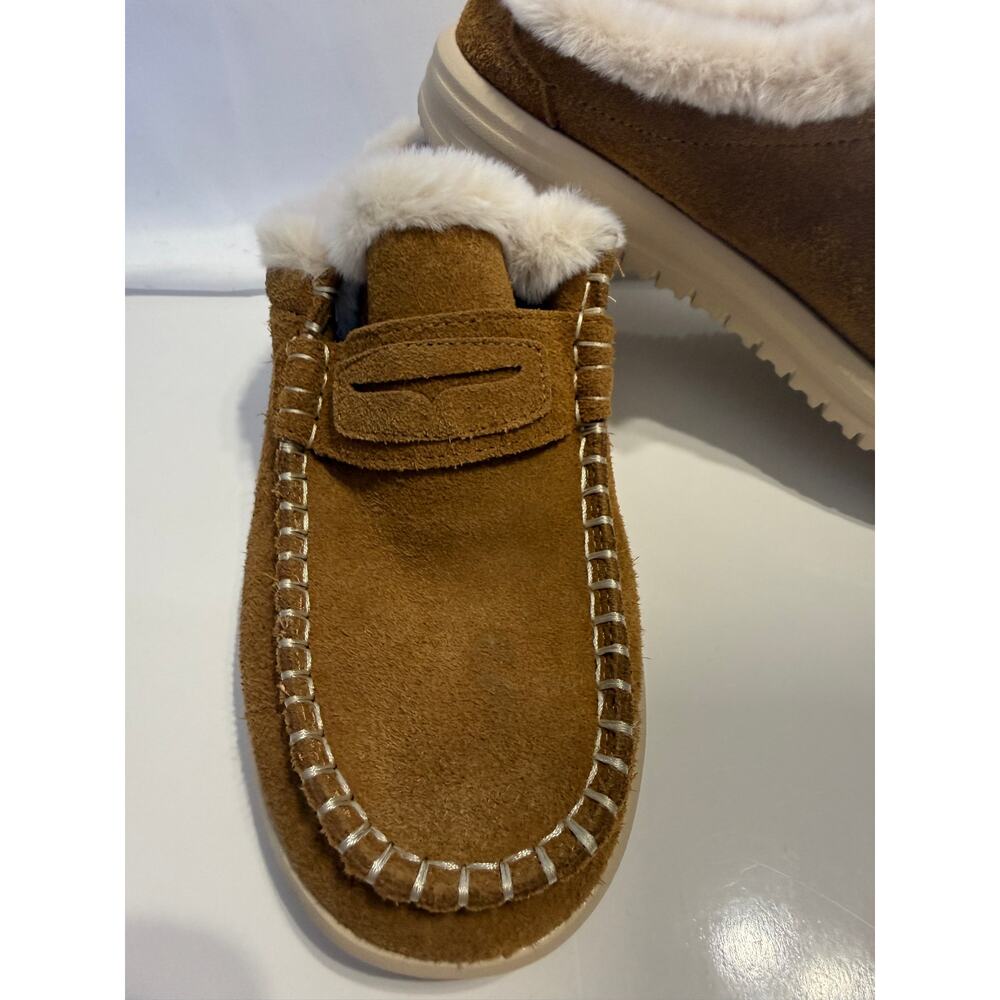 Hey Dude Wendy Faux Fur Lined Loafer Slippers Chestnut Women’s Size 10 - Picture 2 of 11